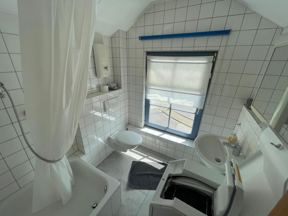 Appartement Kunst Und Bergbauflair An Der Ruhr - Inklusive Netflix & Prime à Bochum Extérieur photo